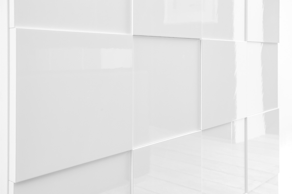 Dama Komoda 3-drzwiowa